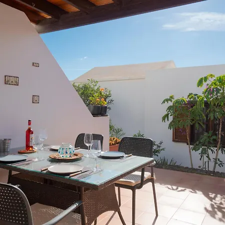 Lanzahost Casa Campagnolo Appartamento Playa Honda (Lanzarote)
